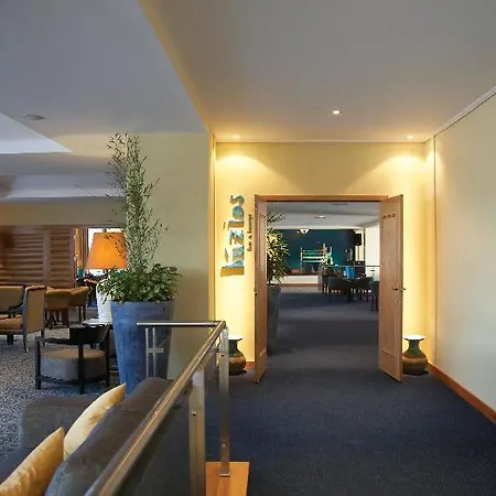 Portobay Falesia Отель