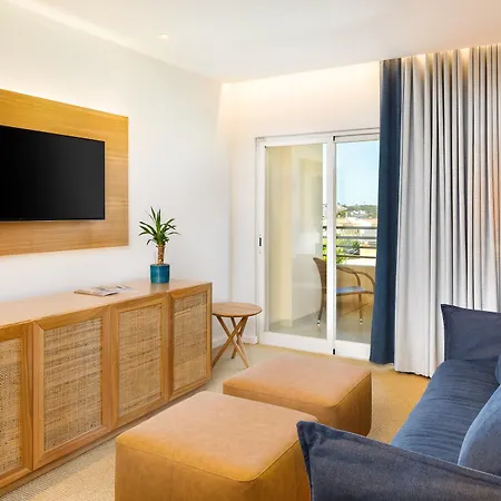 Portobay Falesia 4* אלבופיירה