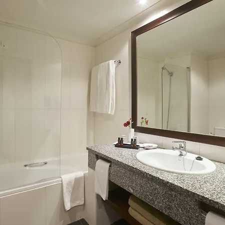 Portobay Falesia Отель 4*