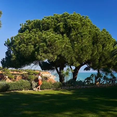 Portobay Falesia מלון 4*