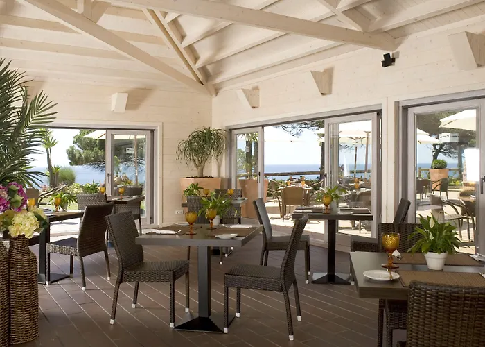 Portobay Falesia Hotel